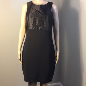 H & M BLACK SLEEVELESS STRAIGHT MIDI DRESS